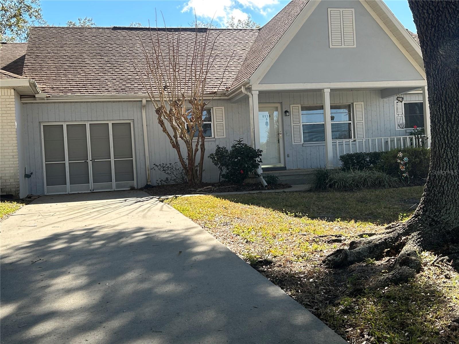 CIRCLE SQUARE WOODS - Residential