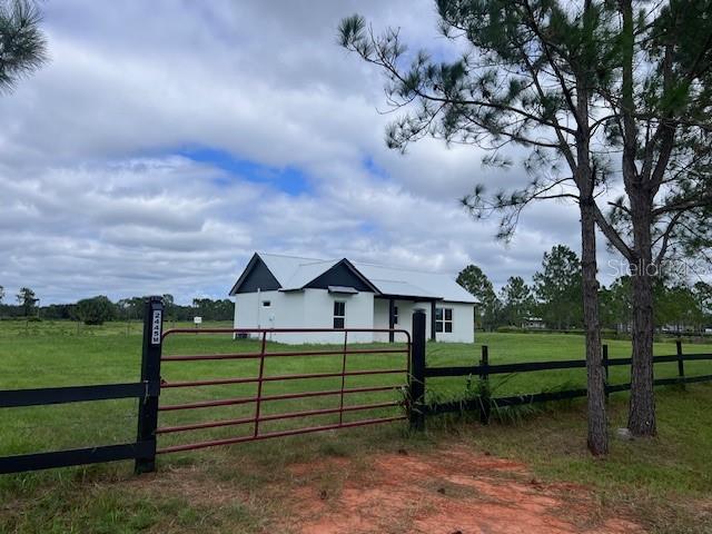 ACREAGE - Residential Lease