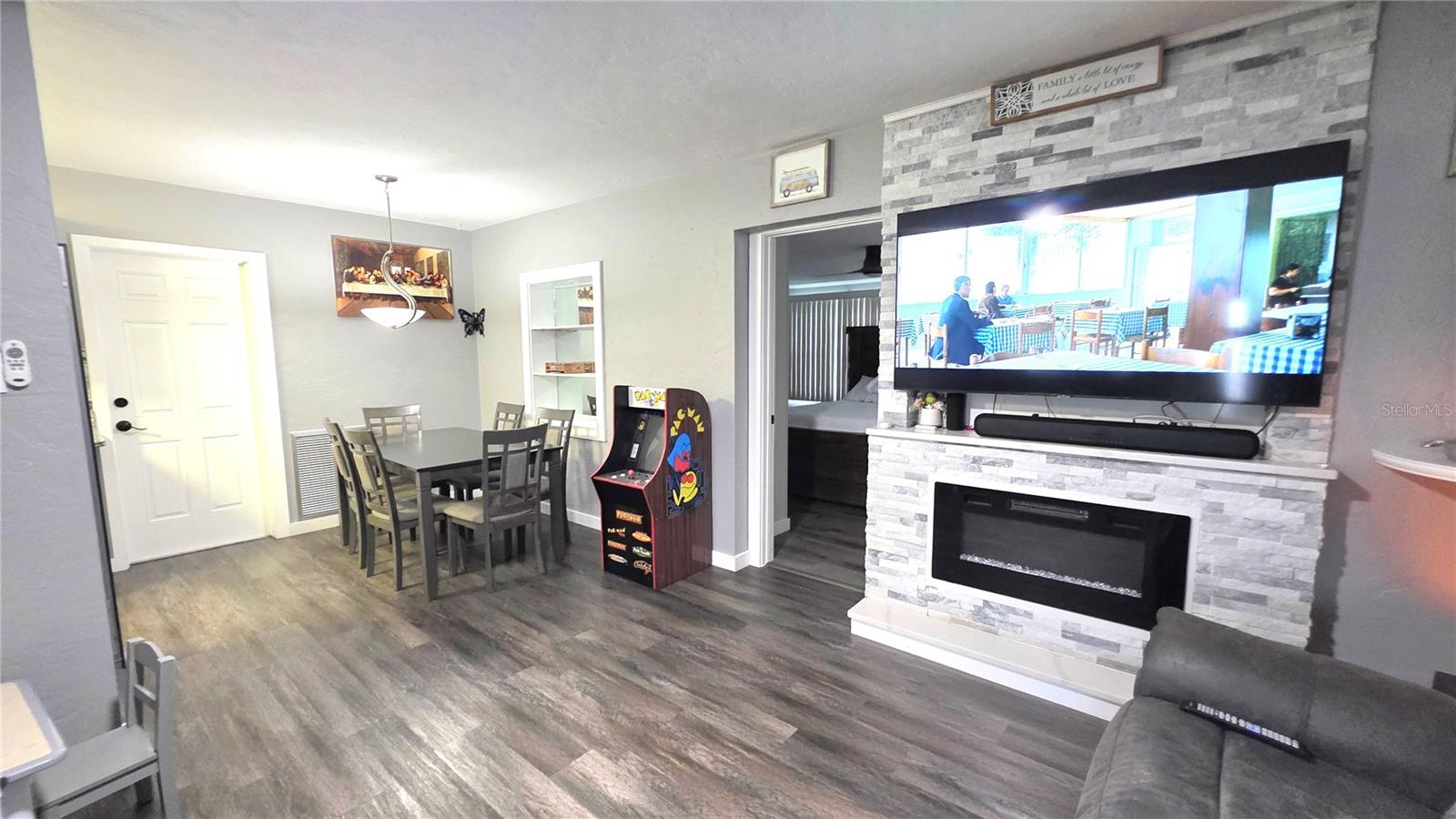 TANGELO PARK FIRST ADD - Residential