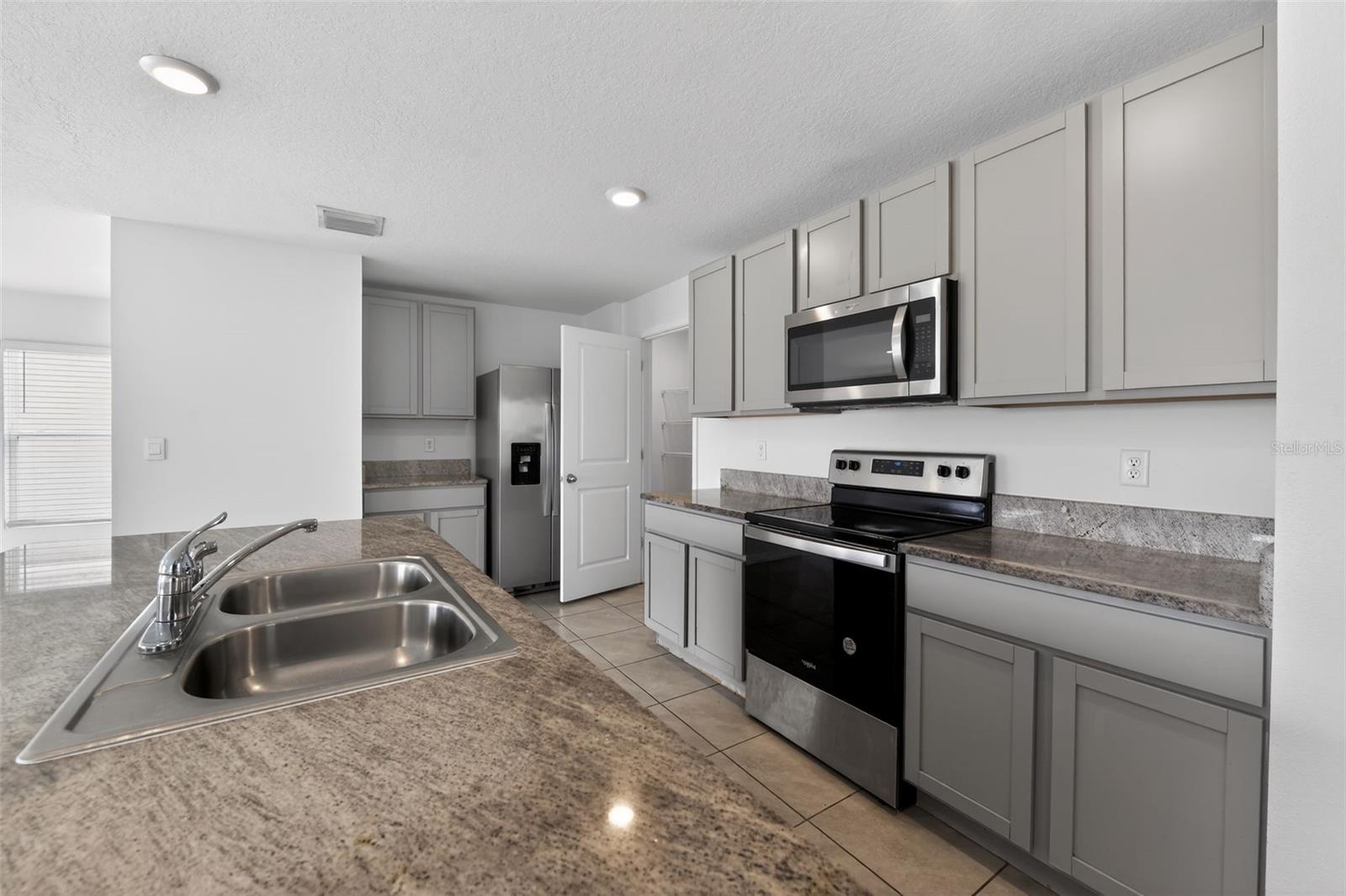 SHELL COVE PH 1 - Residential