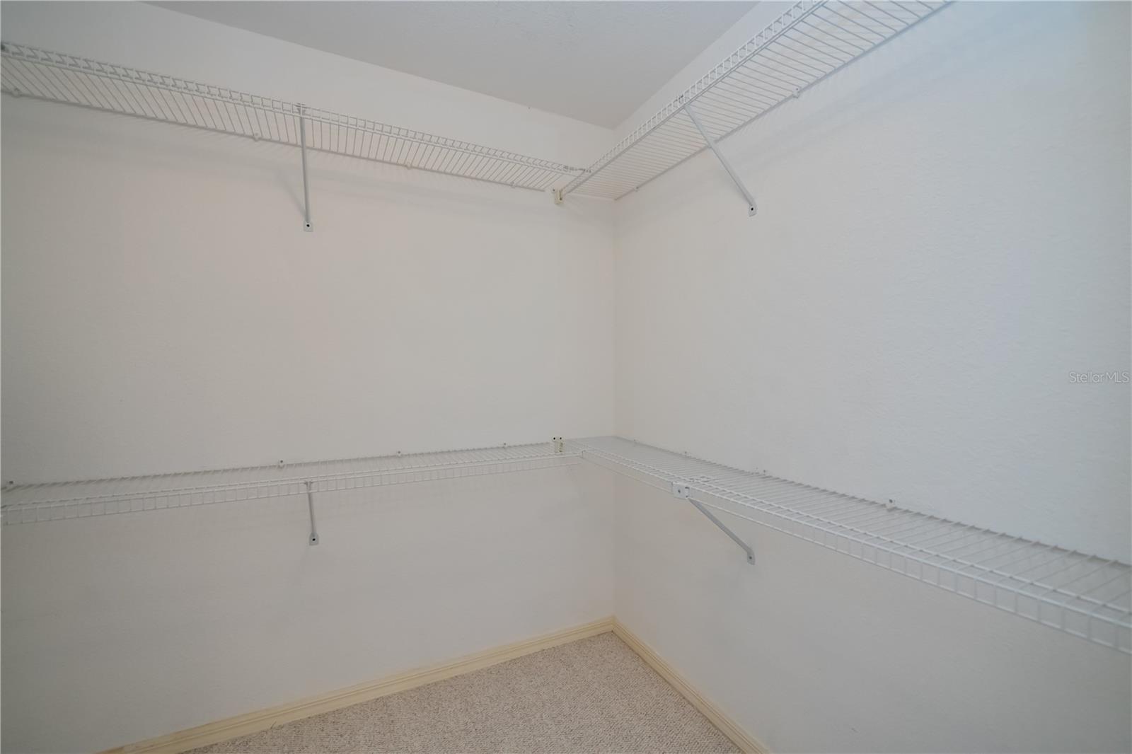 HERITAGE OAK PARK WATERS EDGE - Residential