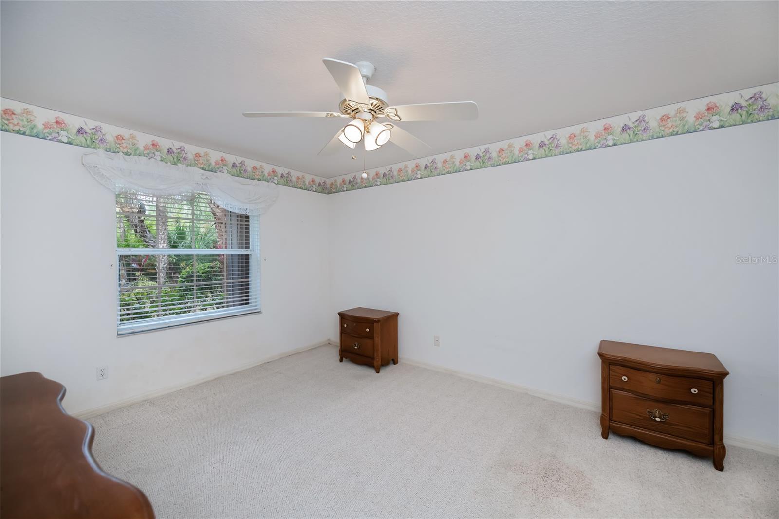 HERITAGE OAK PARK WATERS EDGE - Residential