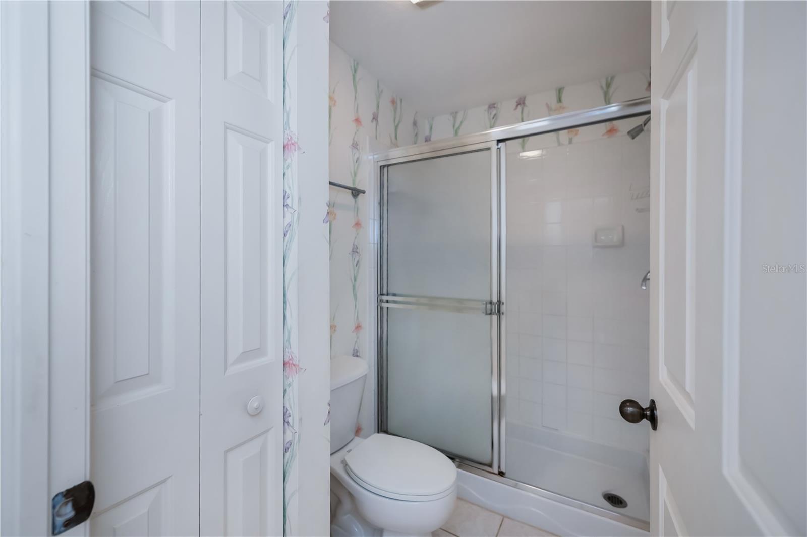 HERITAGE OAK PARK WATERS EDGE - Residential