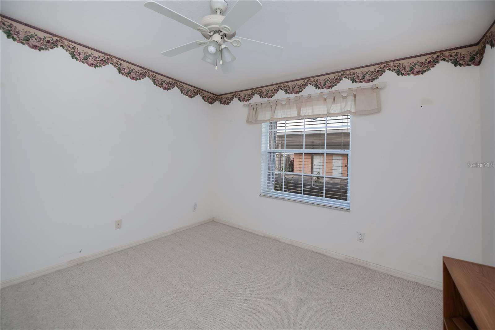 HERITAGE OAK PARK WATERS EDGE - Residential