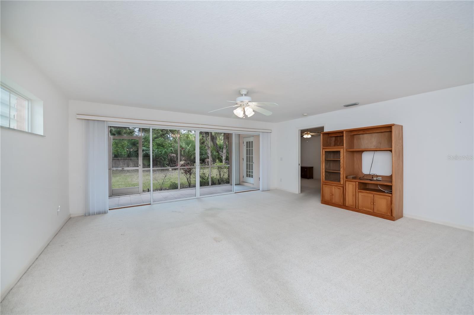 HERITAGE OAK PARK WATERS EDGE - Residential