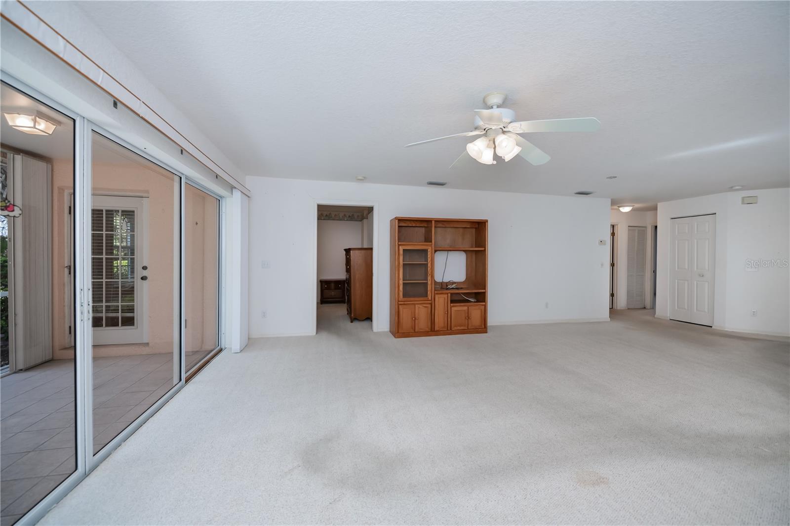 HERITAGE OAK PARK WATERS EDGE - Residential