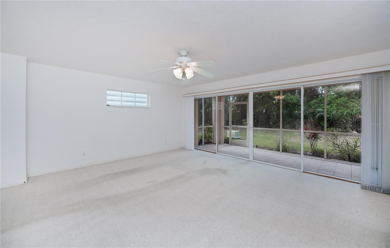 HERITAGE OAK PARK WATERS EDGE - Residential