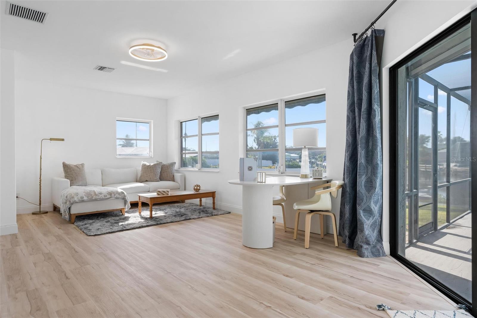 WATERFRONT ESTATES - Residential