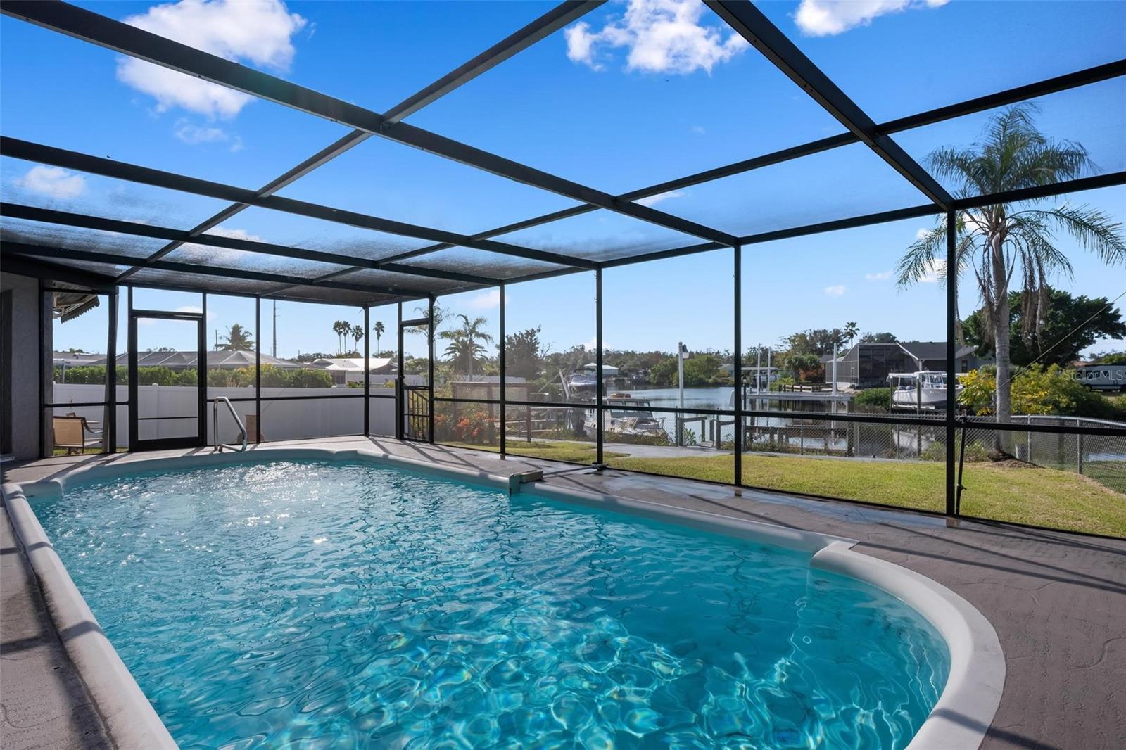 WATERFRONT ESTATES - Residential