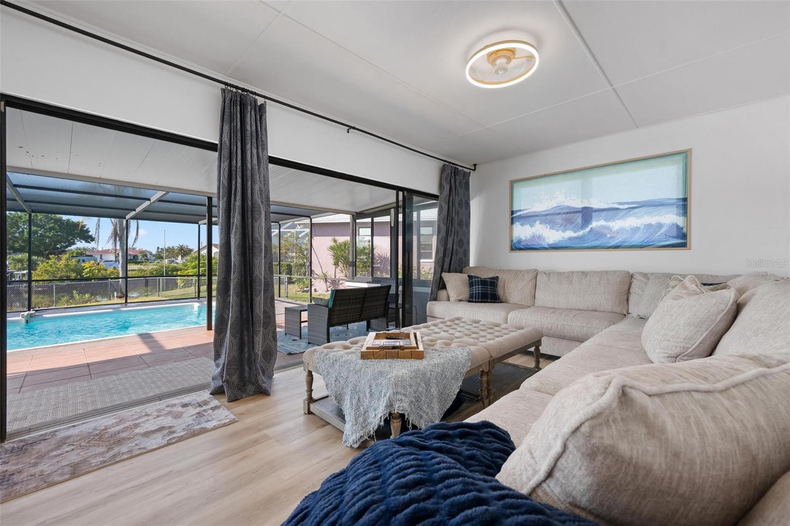 WATERFRONT ESTATES - Residential