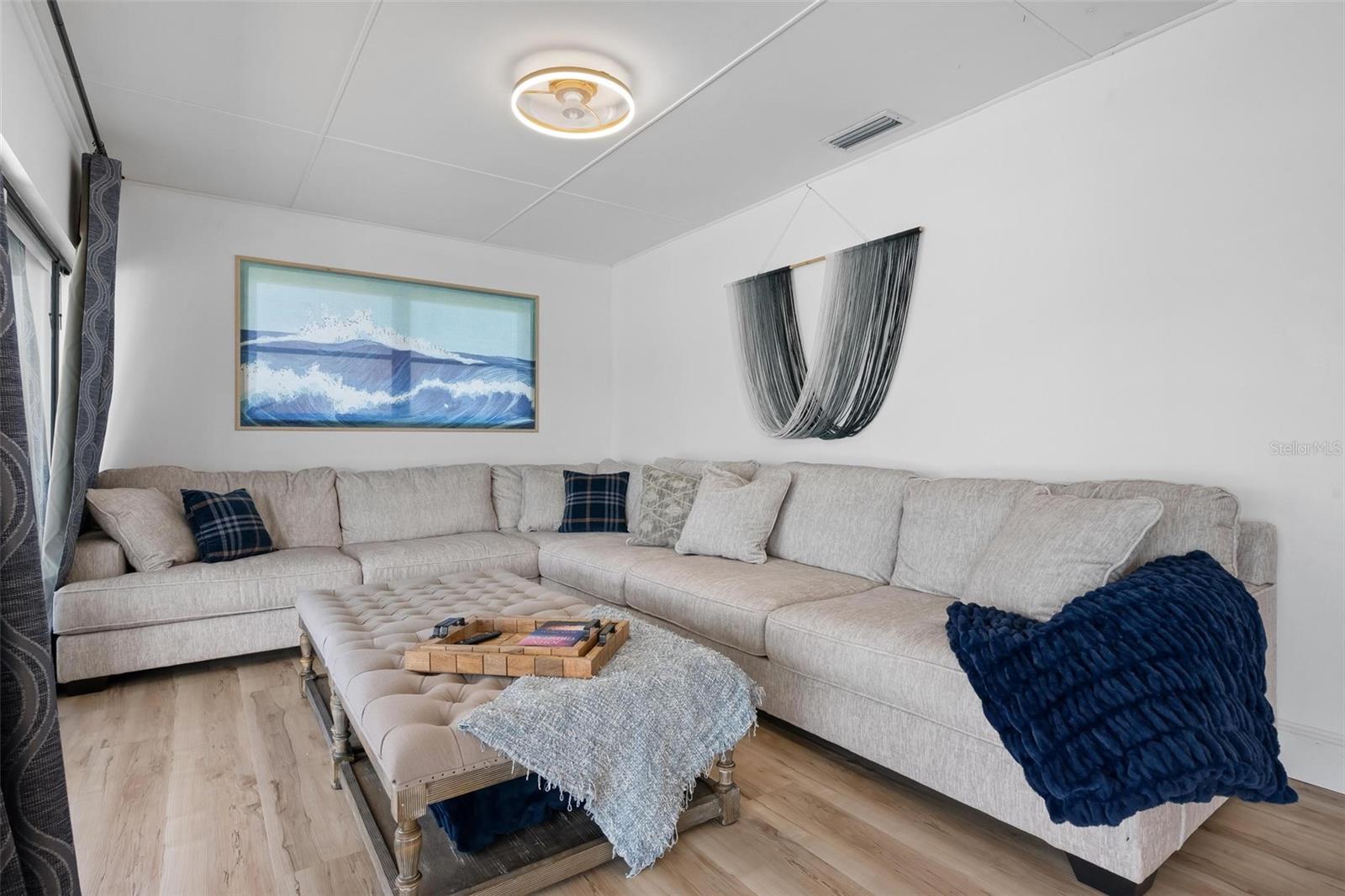 WATERFRONT ESTATES - Residential