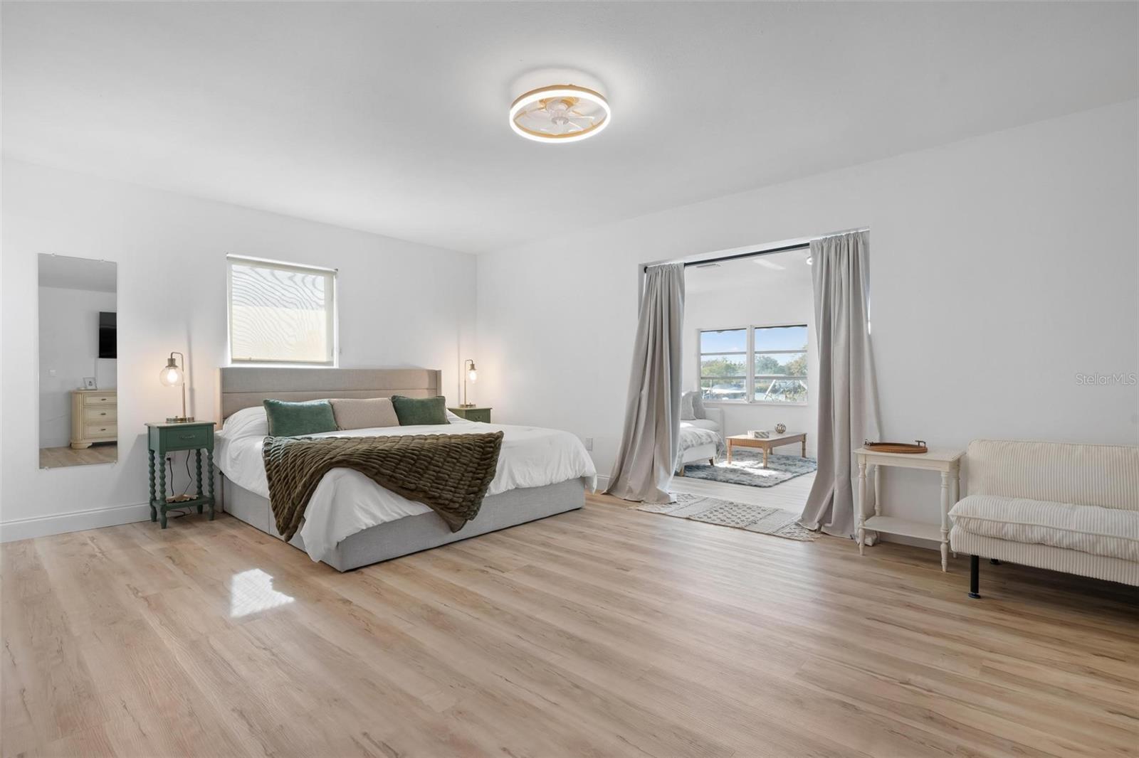 WATERFRONT ESTATES - Residential