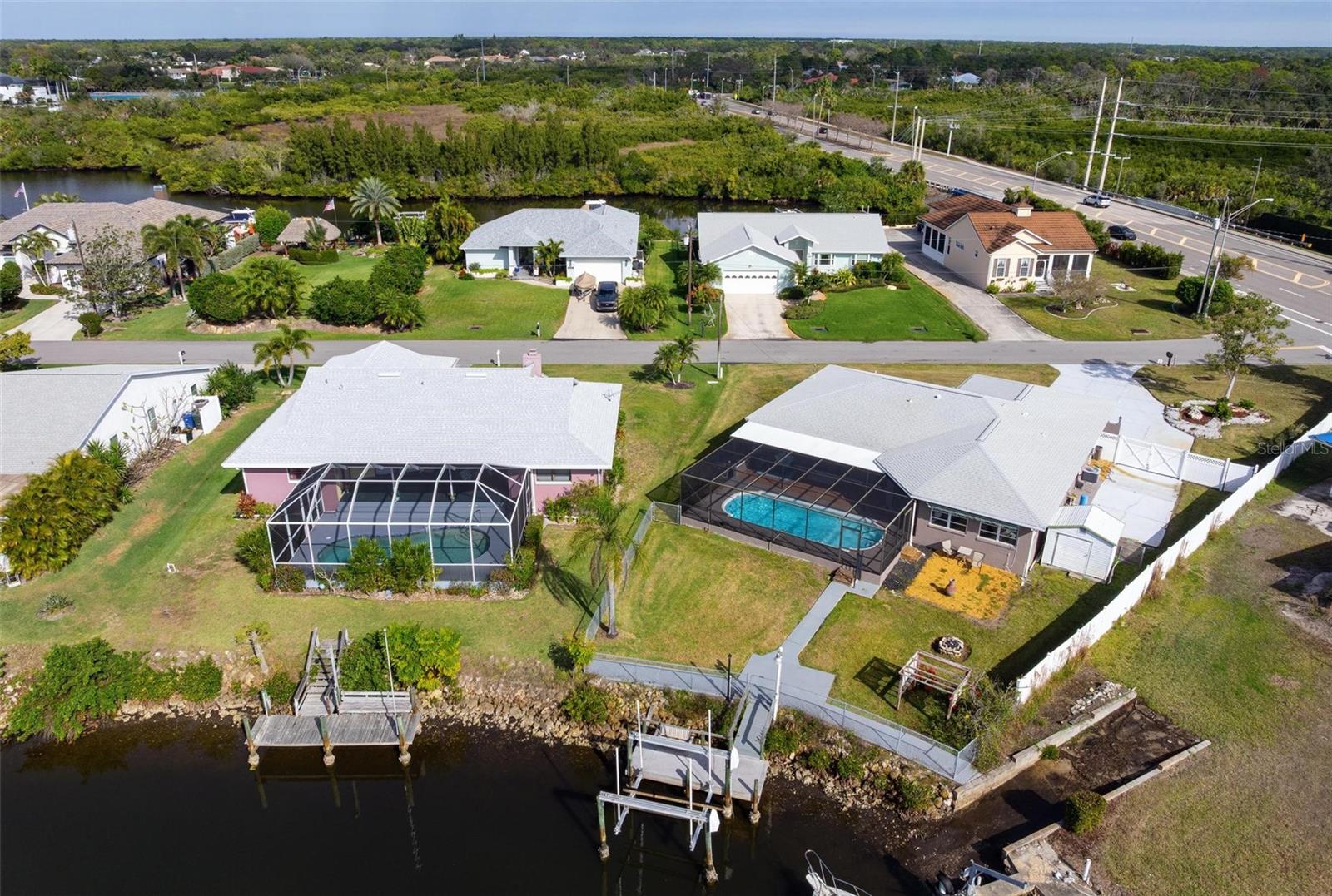 WATERFRONT ESTATES - Residential