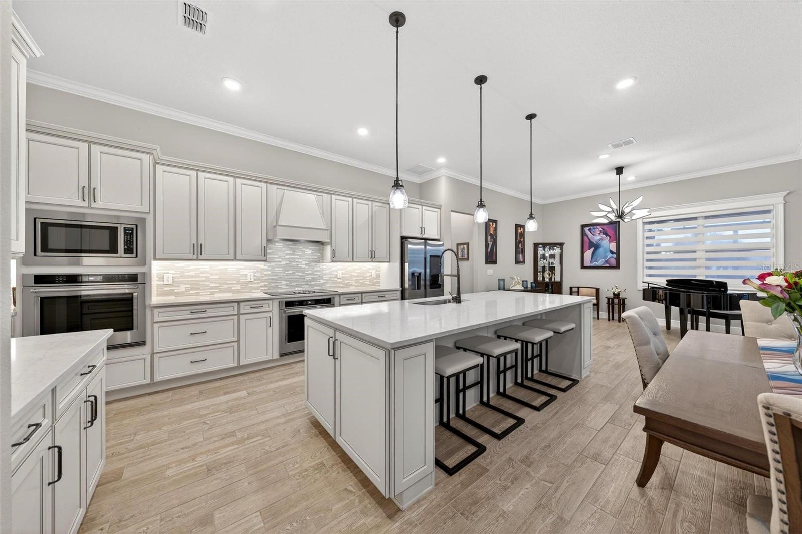 STONE CREEK - BRIDLEWOOD - Residential