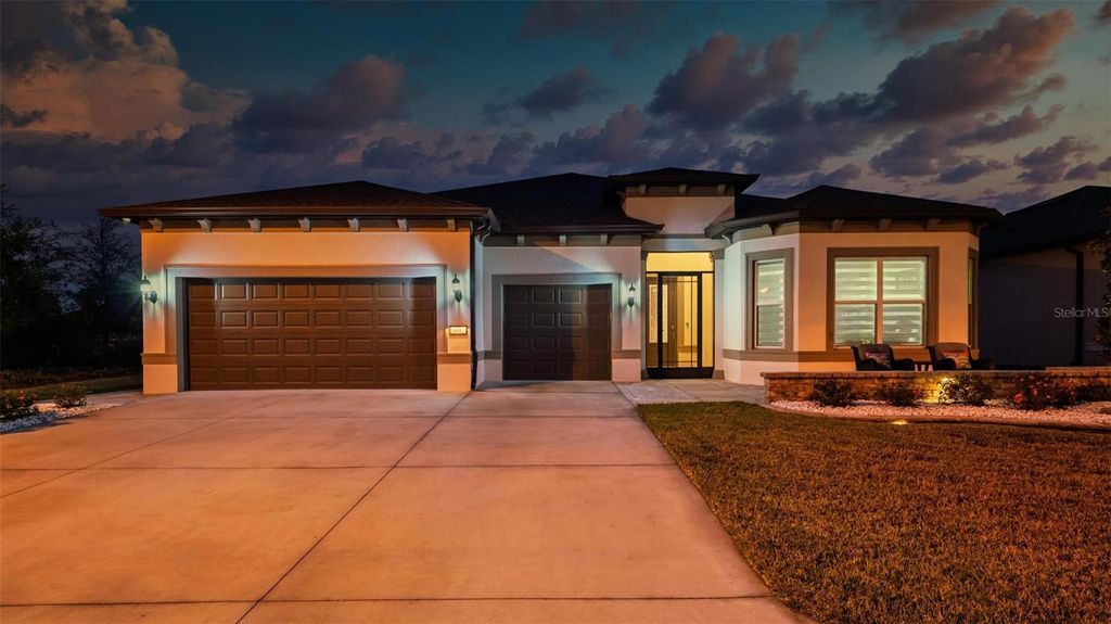 Photo of 5992 SW 90th Court Road, Ocala, FL 34481 (MLS # OM716211)