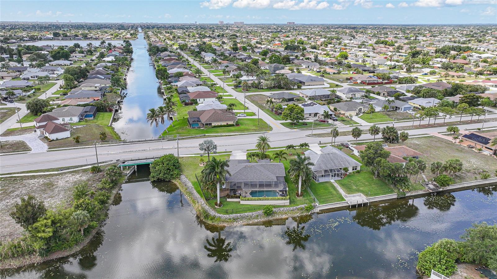 CAPE CORAL - Residential