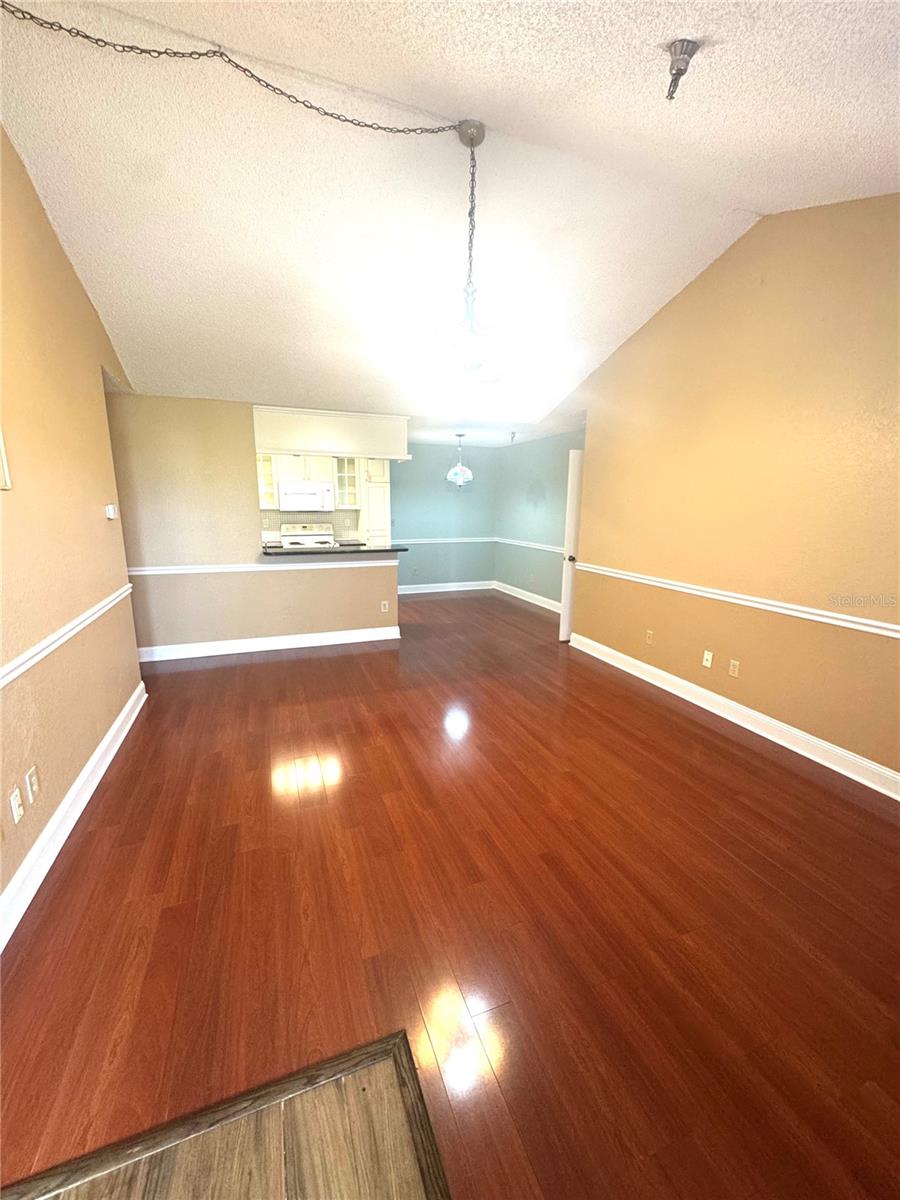 ITOPIA PRIVATE RESIDENCES - Residential Lease