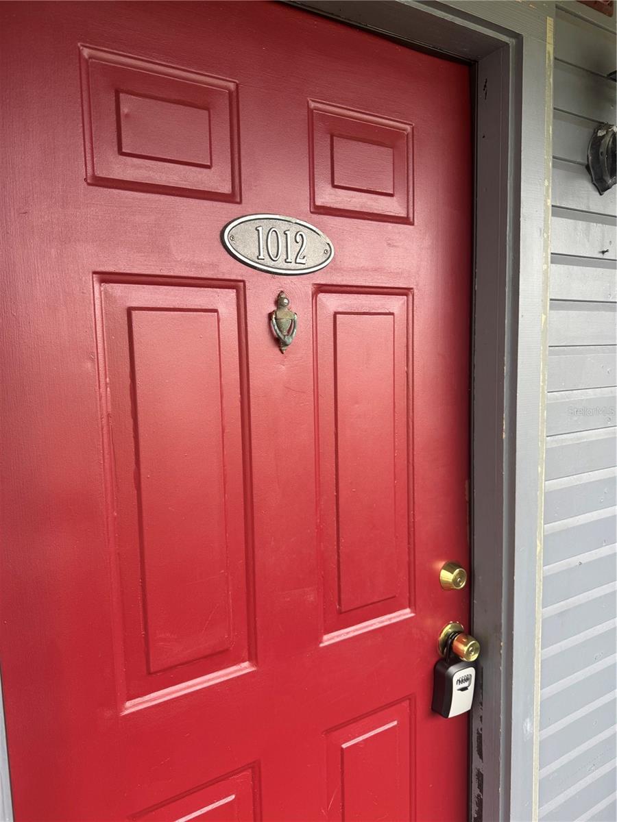 ITOPIA PRIVATE RESIDENCES - Residential Lease