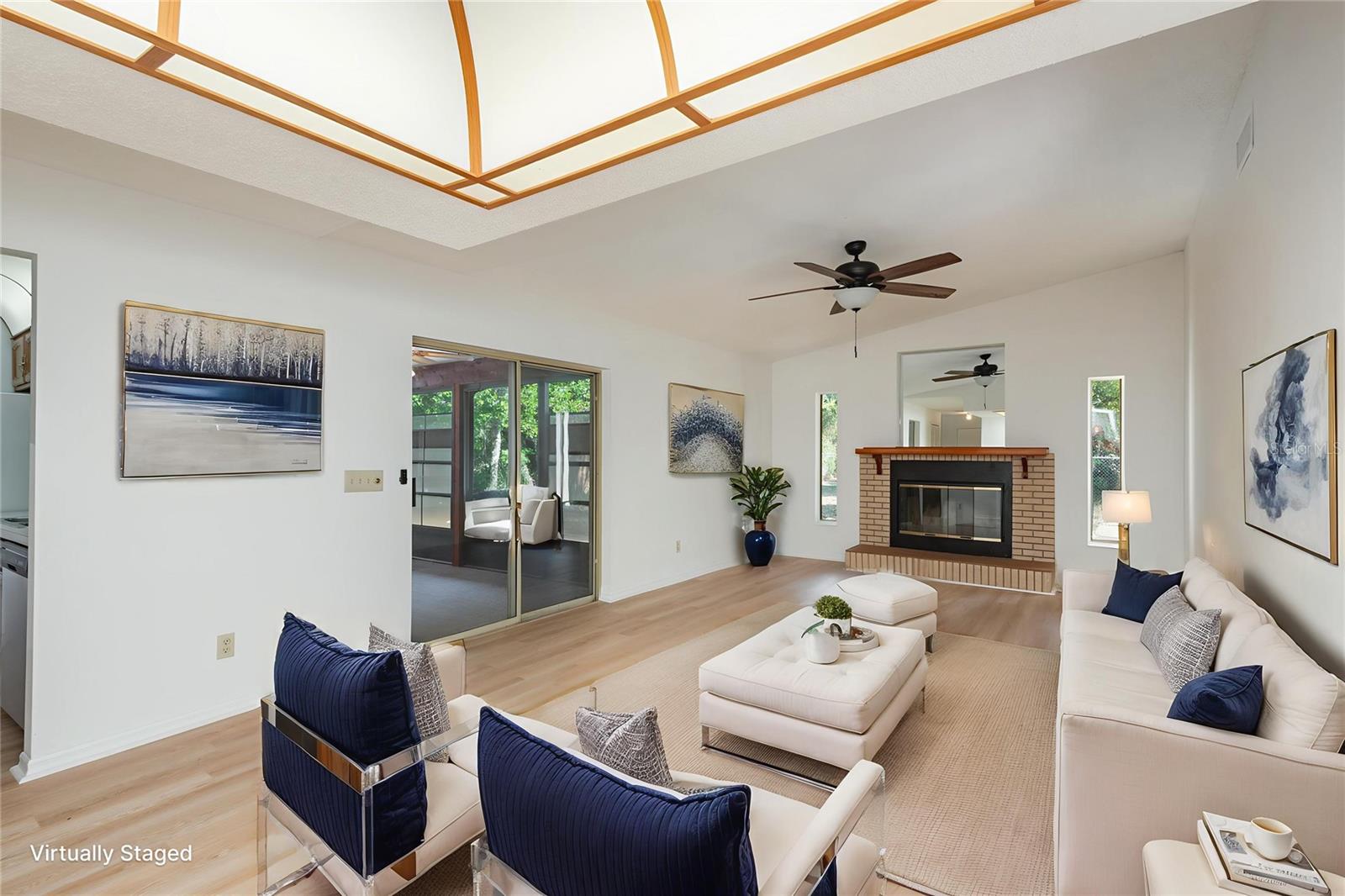 DELTONA LAKES UNIT 27 - Residential