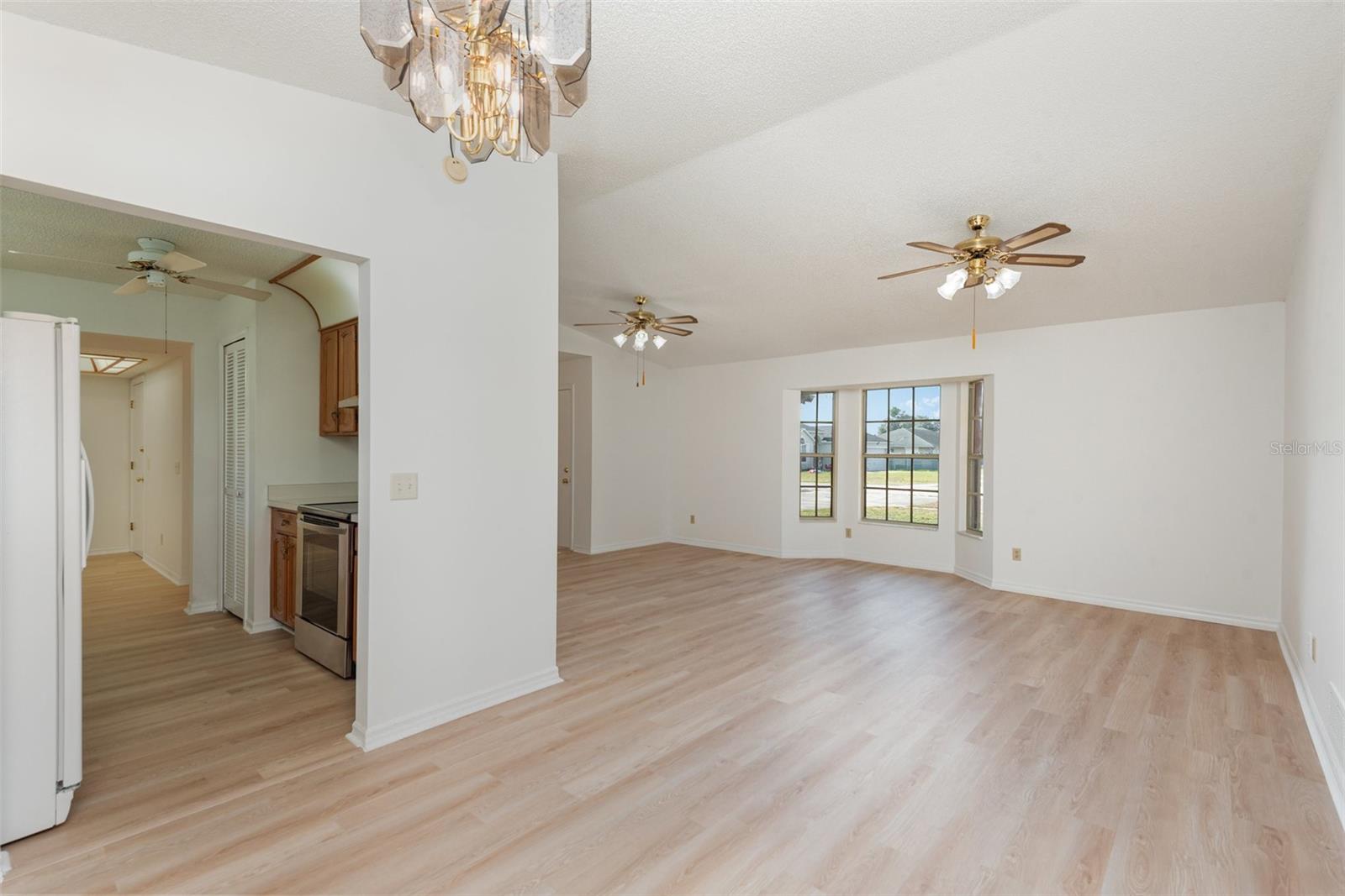 DELTONA LAKES UNIT 27 - Residential