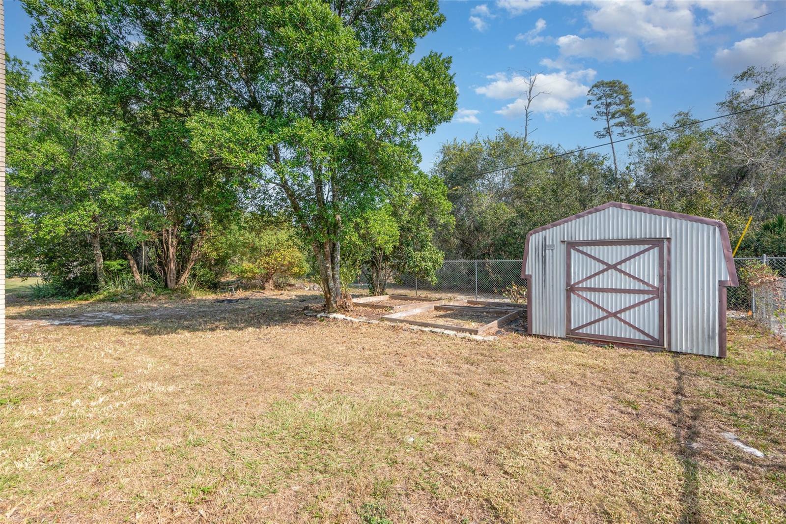 DELTONA LAKES UNIT 27 - Residential