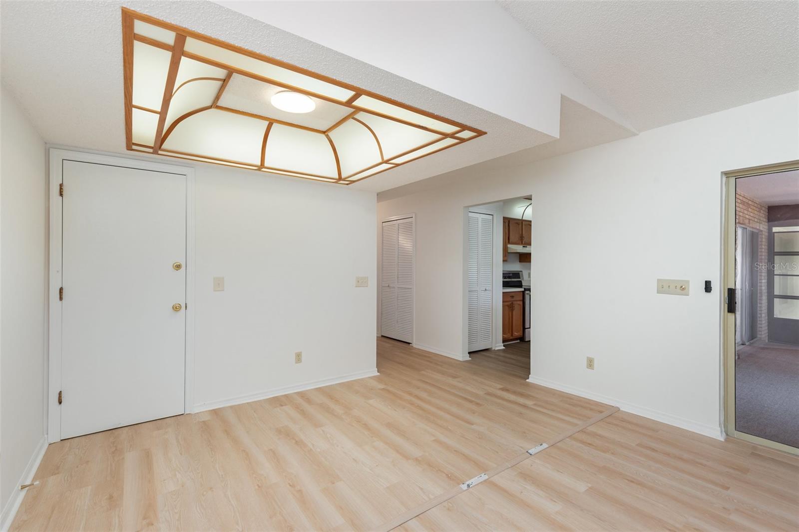 DELTONA LAKES UNIT 27 - Residential