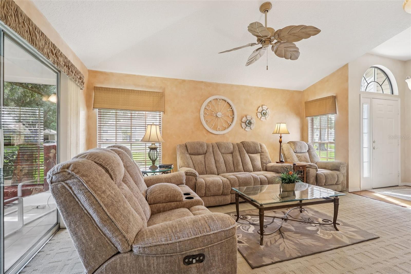 TAVARES BAYTREE PH 01 - Residential