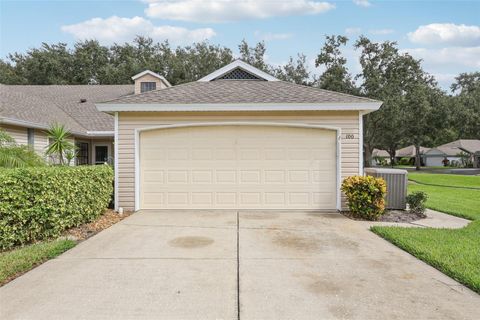 Photo of 100 Juniper Way, Tavares, FL 32778 (MLS # G5102797)