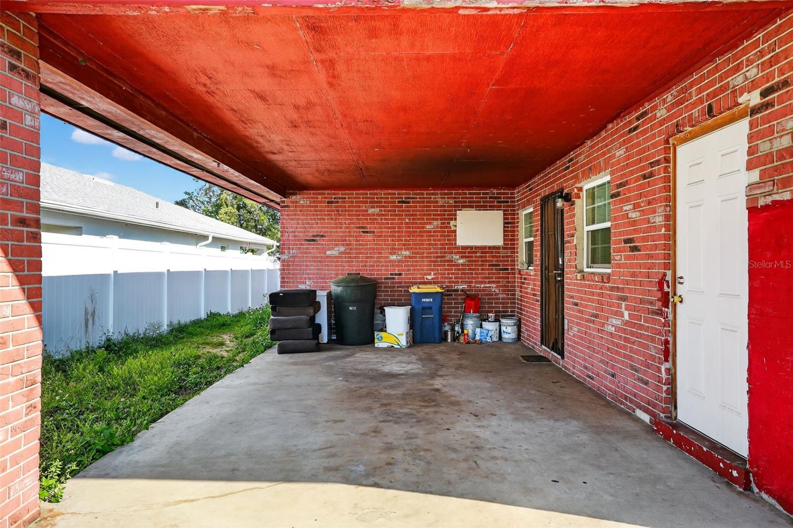 2086 MARTIN LUTHER KING JR BOULEVARD