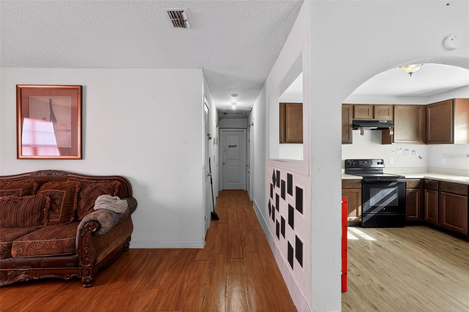 2086 MARTIN LUTHER KING JR BOULEVARD