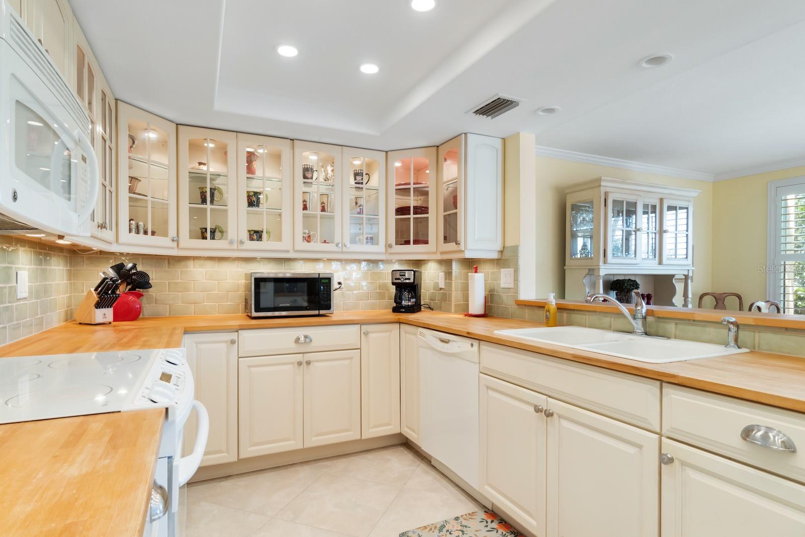 ISLAND REEF II PH 1 2 & 3 - Residential