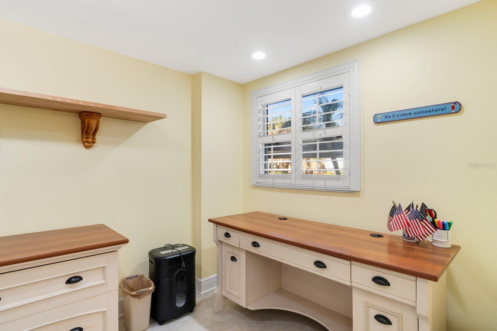 8767 MIDNIGHT PASS ROAD 101F