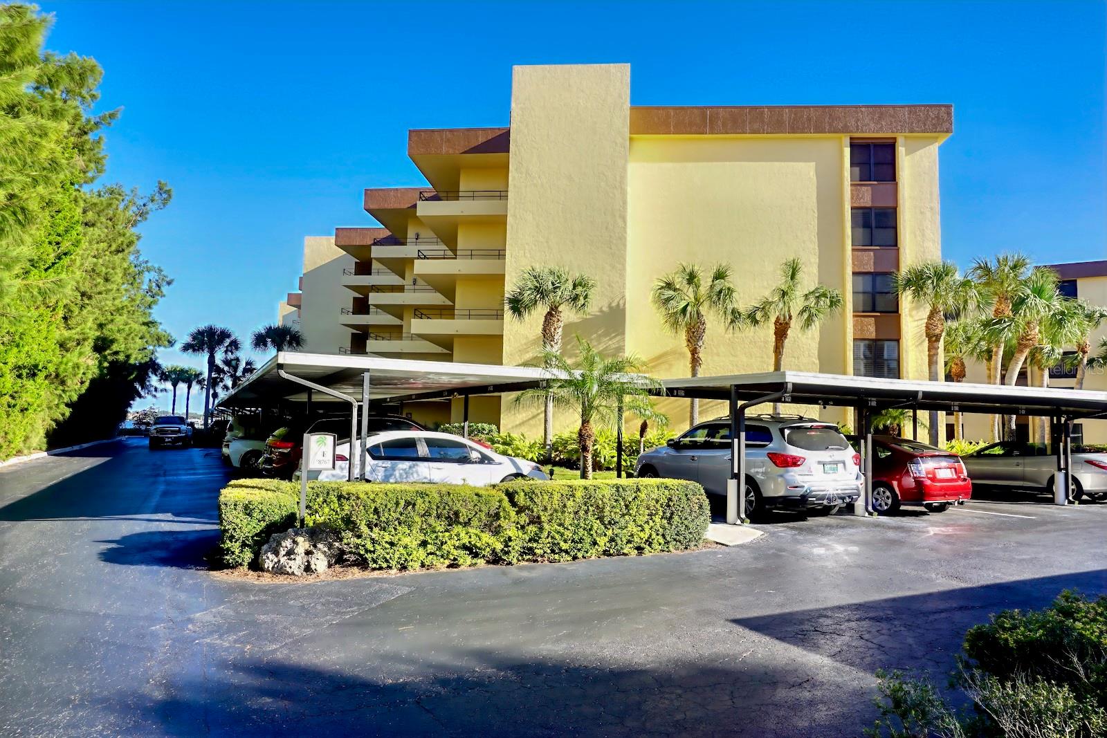 ISLAND REEF II PH 1 2 & 3 - Residential