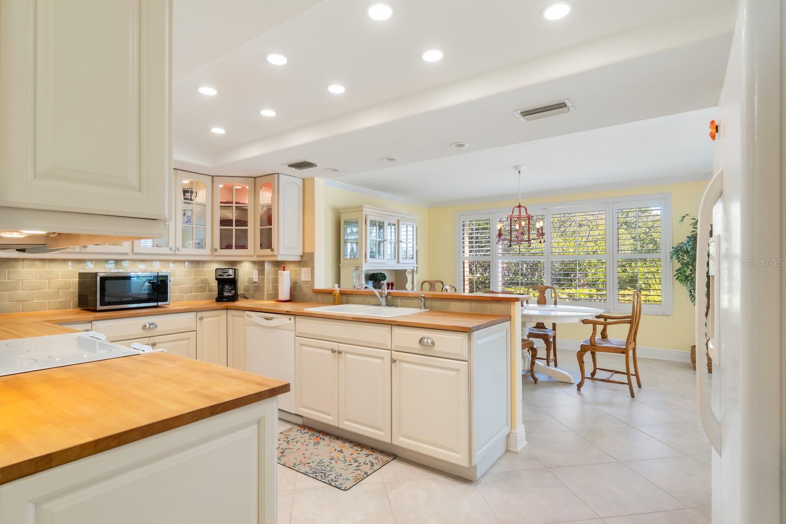 ISLAND REEF II PH 1 2 & 3 - Residential