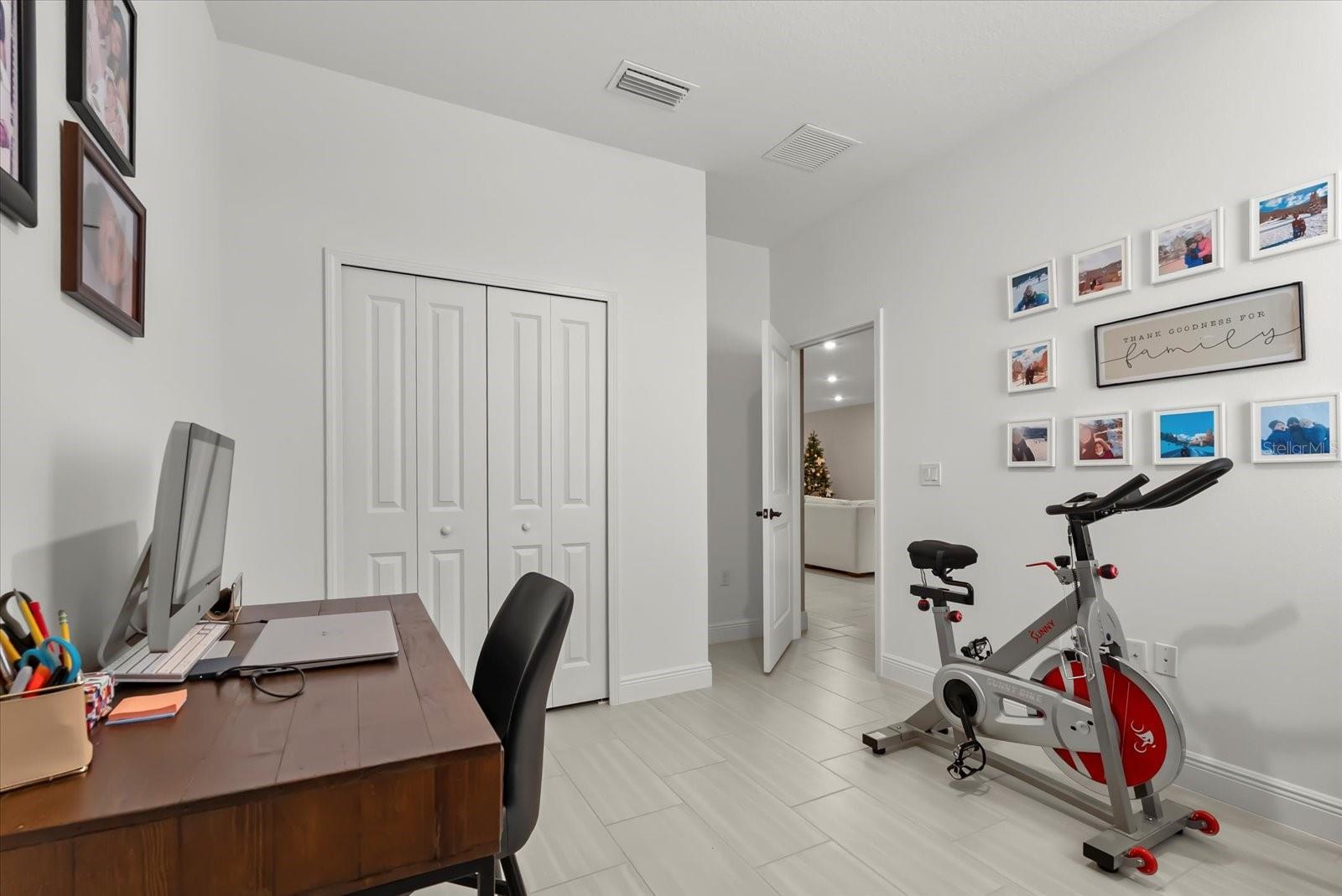 VILLAGES/MINNEOLA HILLS PH 3 - Residential