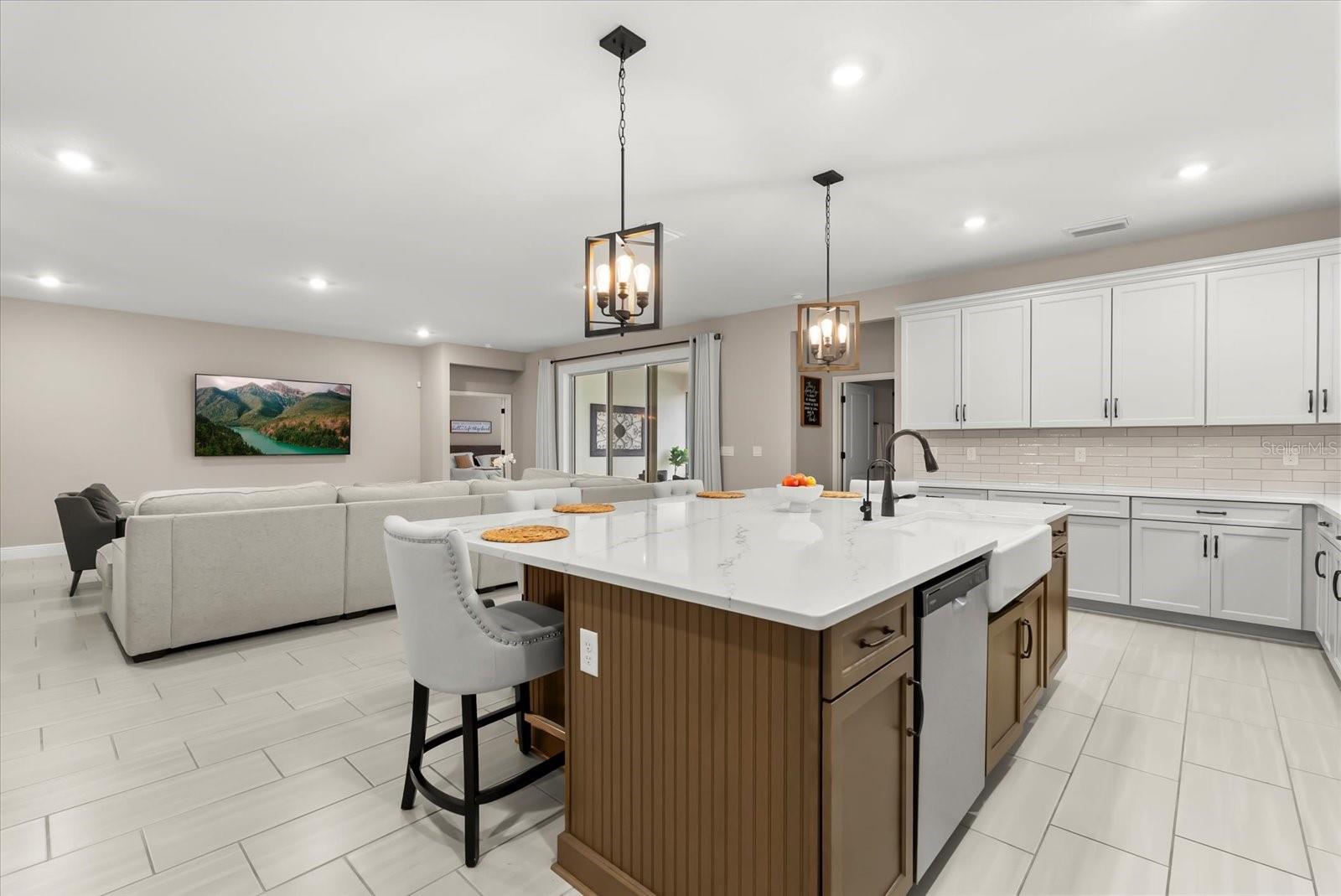 VILLAGES/MINNEOLA HILLS PH 3 - Residential