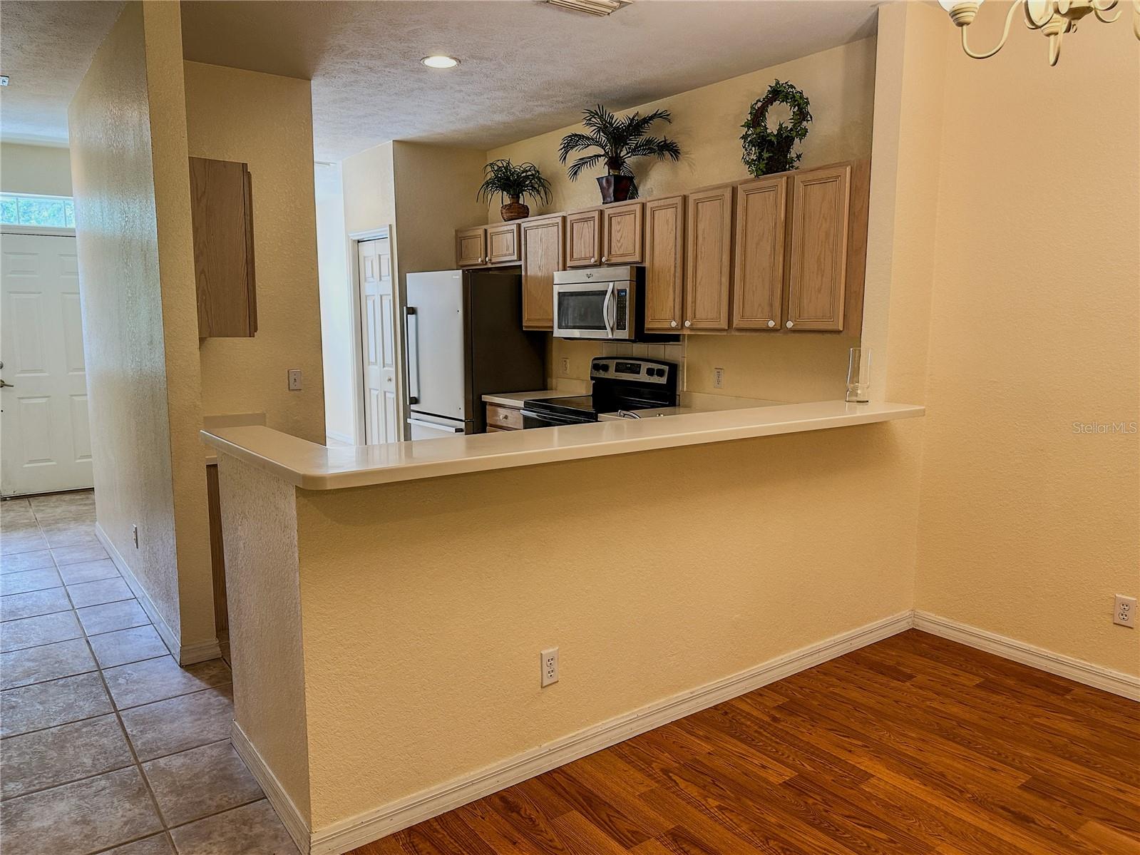 GOLFVIEW ESTATES CONDOMINIUM - Residential