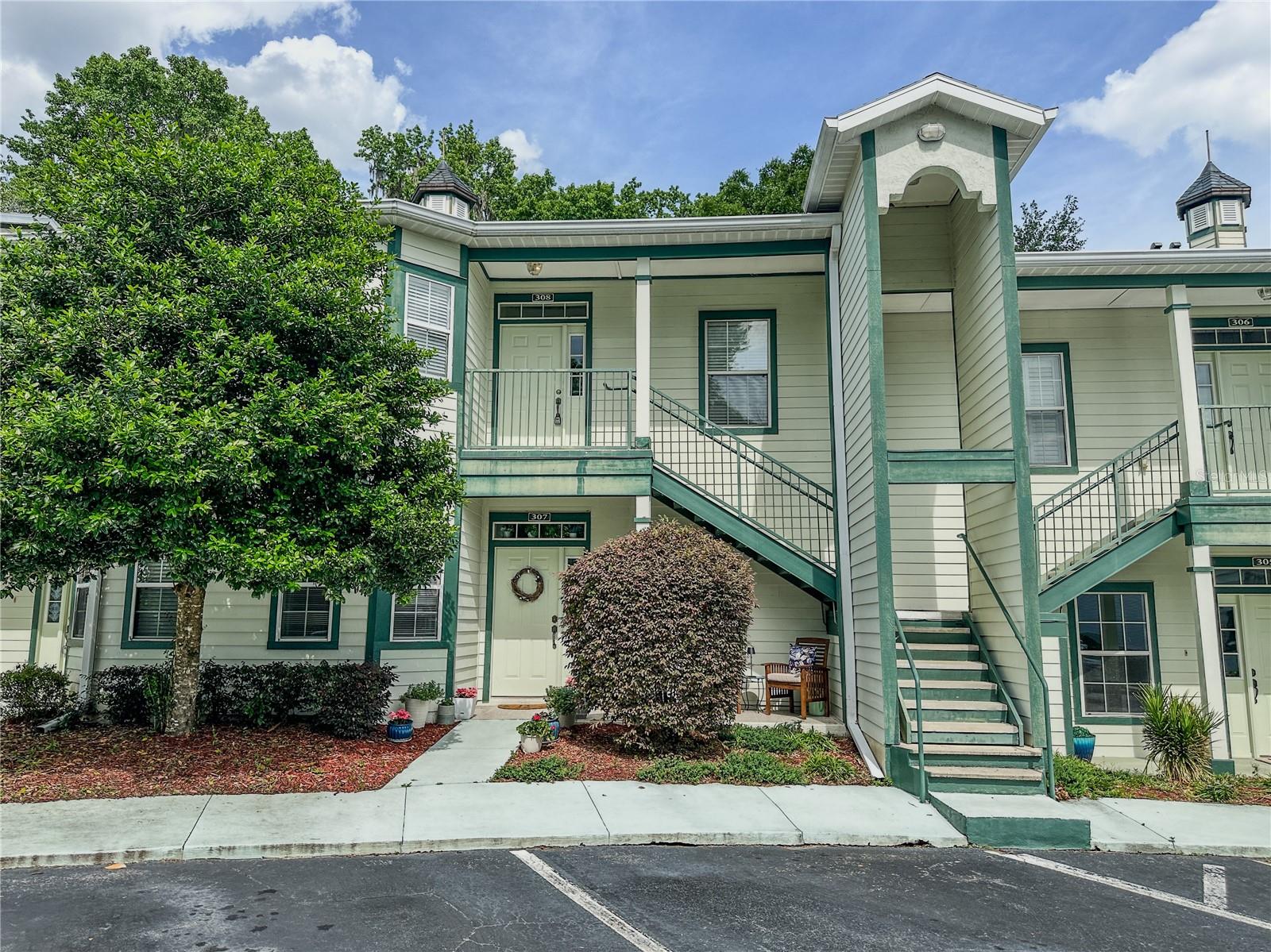 GOLFVIEW ESTATES CONDOMINIUM - Residential