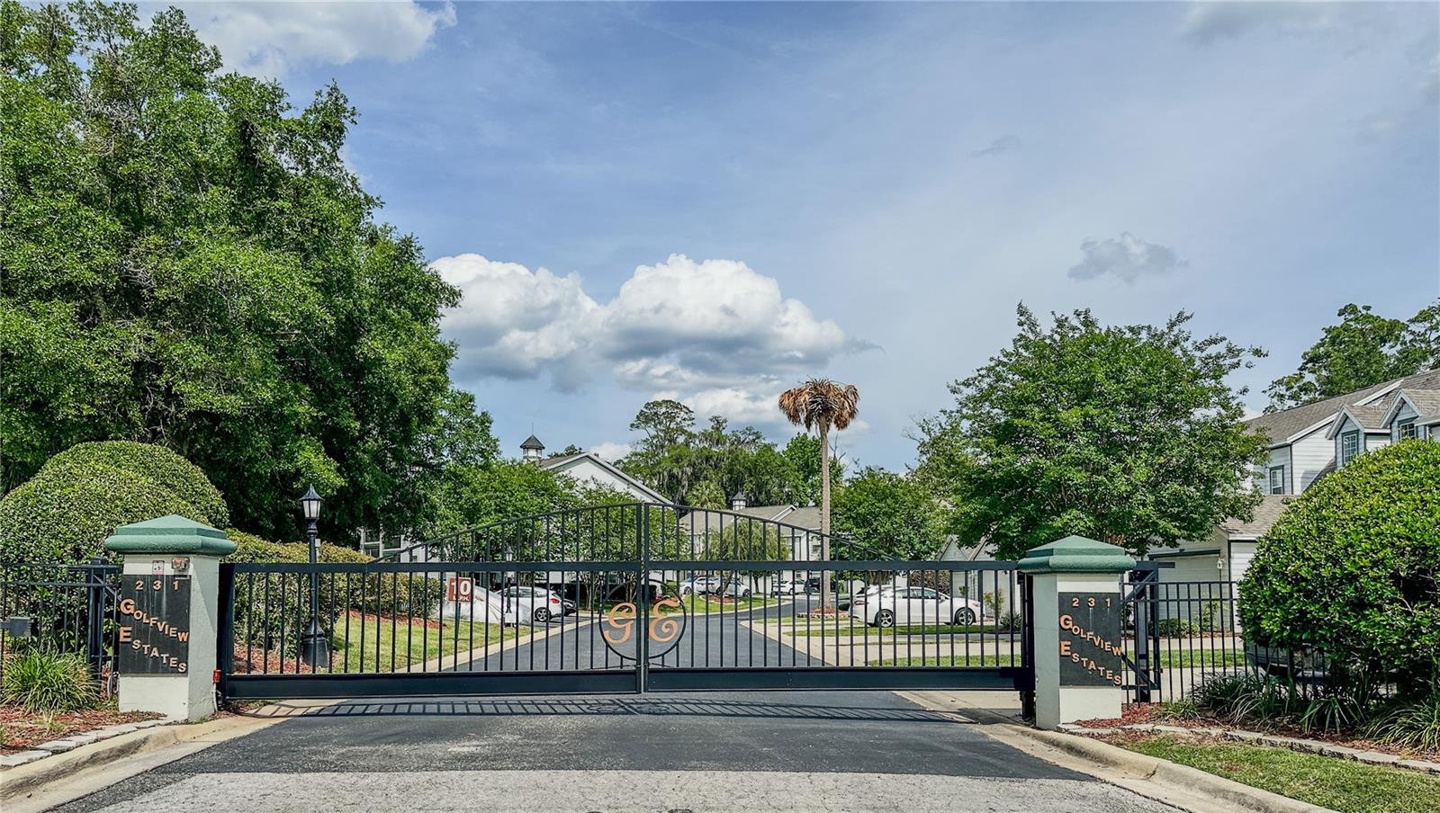 GOLFVIEW ESTATES CONDOMINIUM - Residential