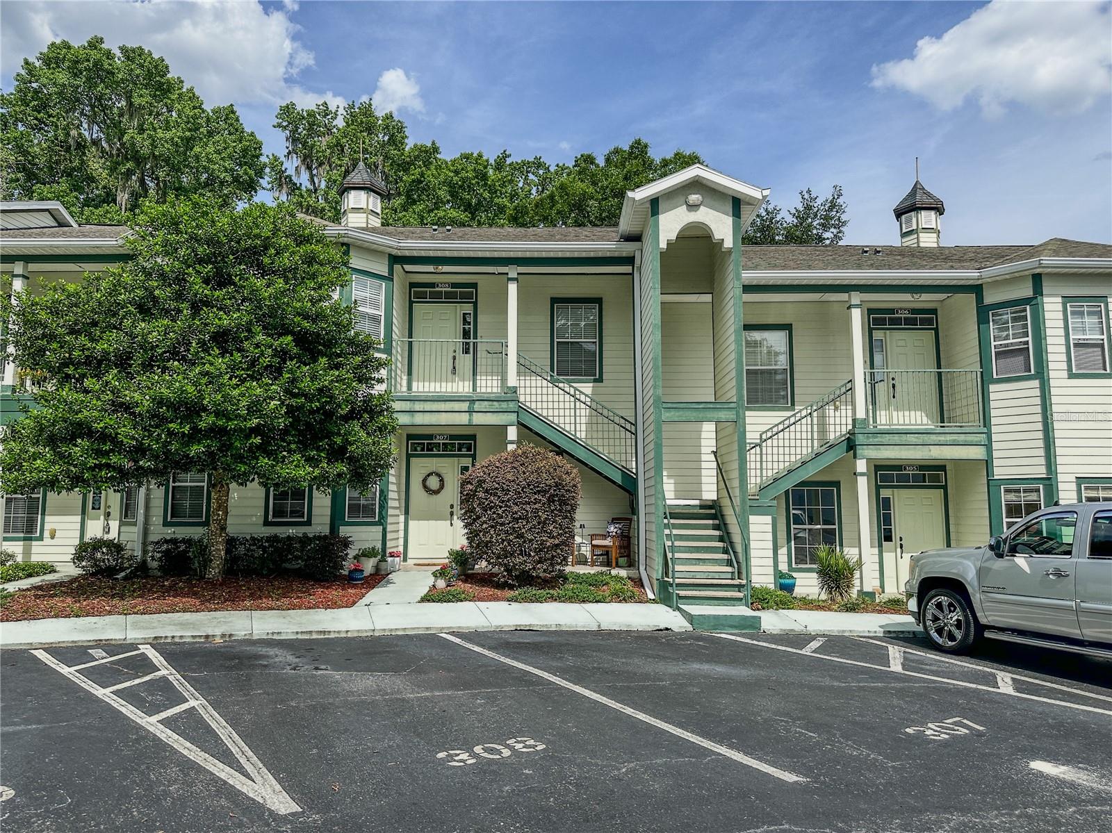 GOLFVIEW ESTATES CONDOMINIUM - Residential