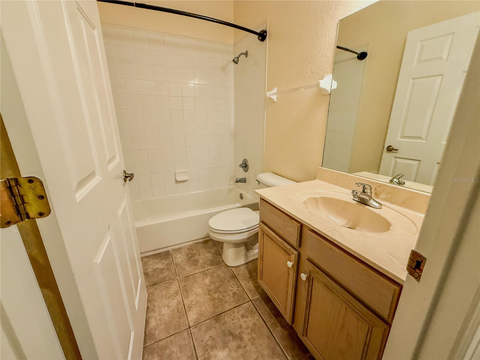 GOLFVIEW ESTATES CONDOMINIUM - Residential