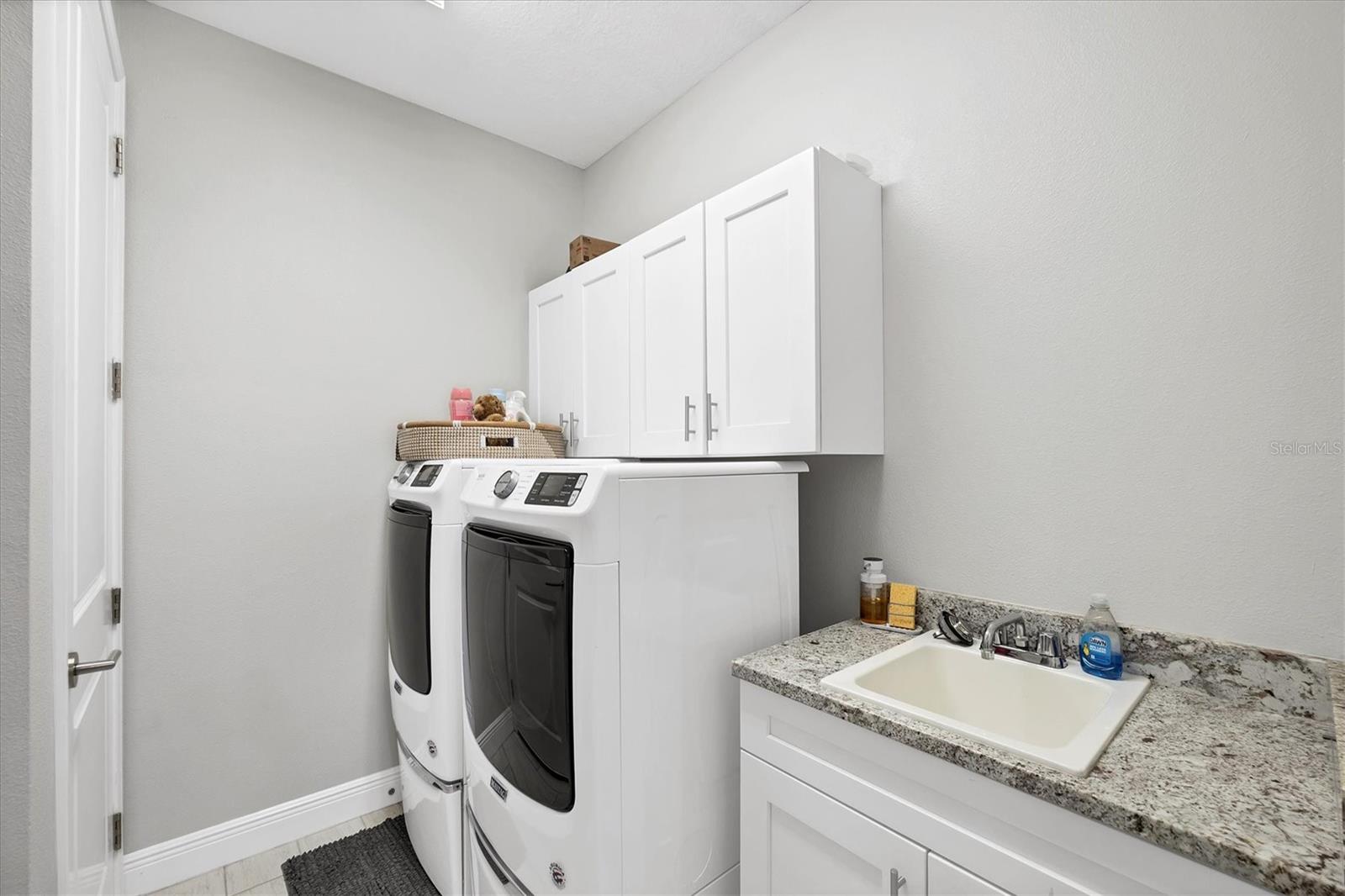 LEGENDS BAY - Residential