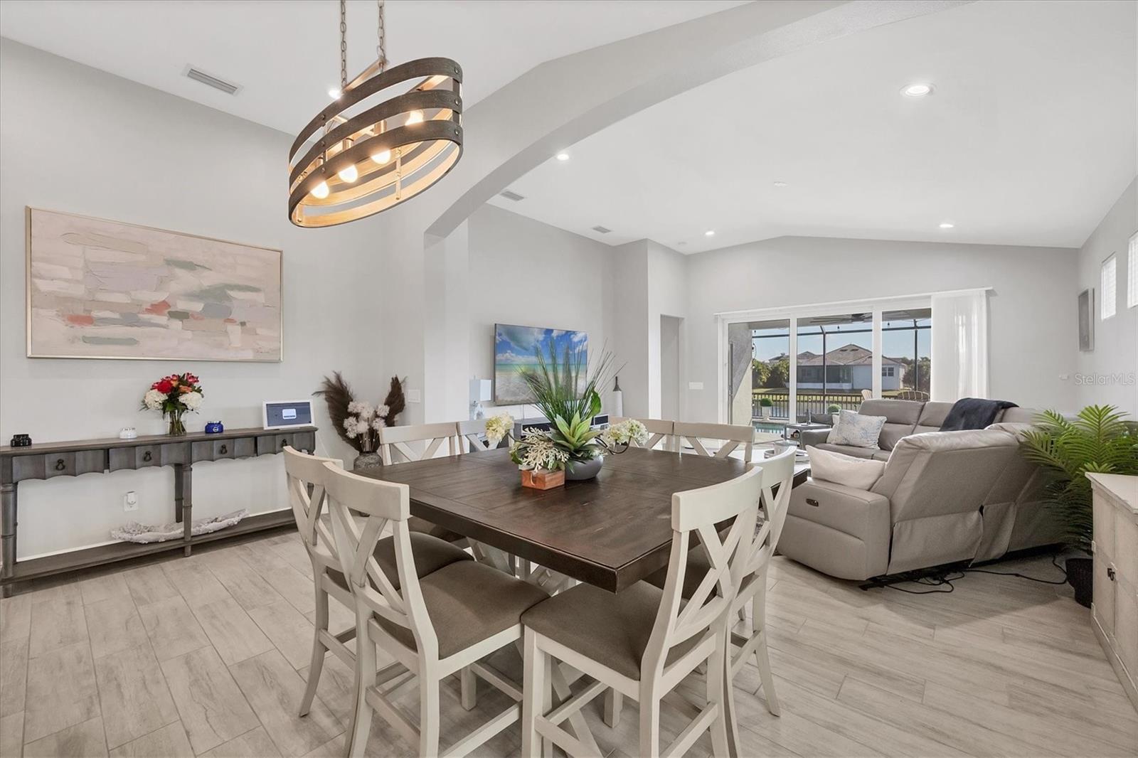 LEGENDS BAY - Residential