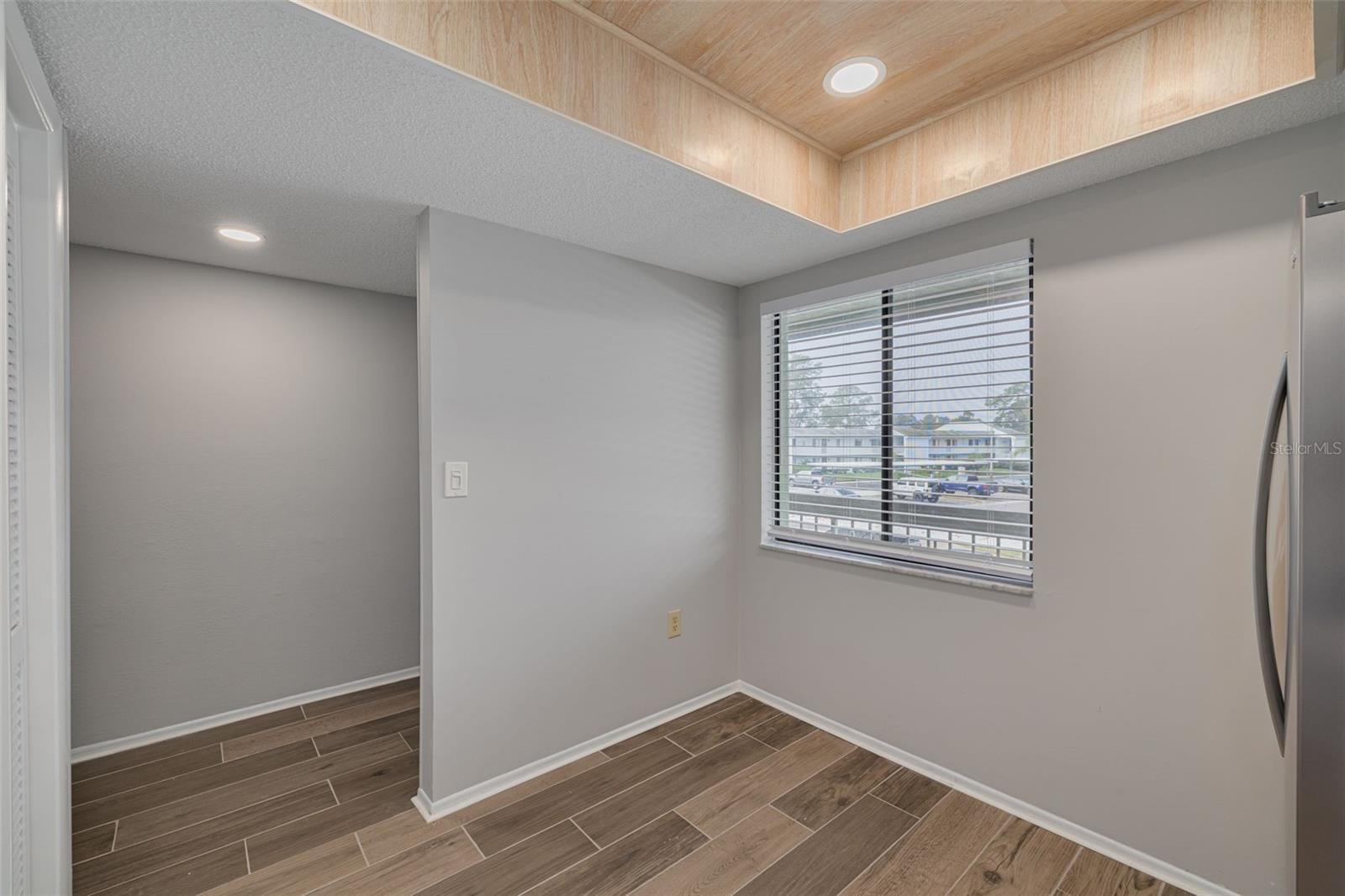 EAST LAKE WOODLANDS CONDO - Residential