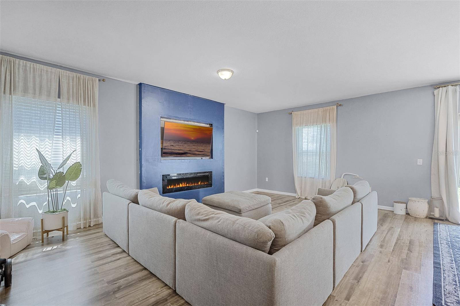 3519 FERNANDA DRIVE