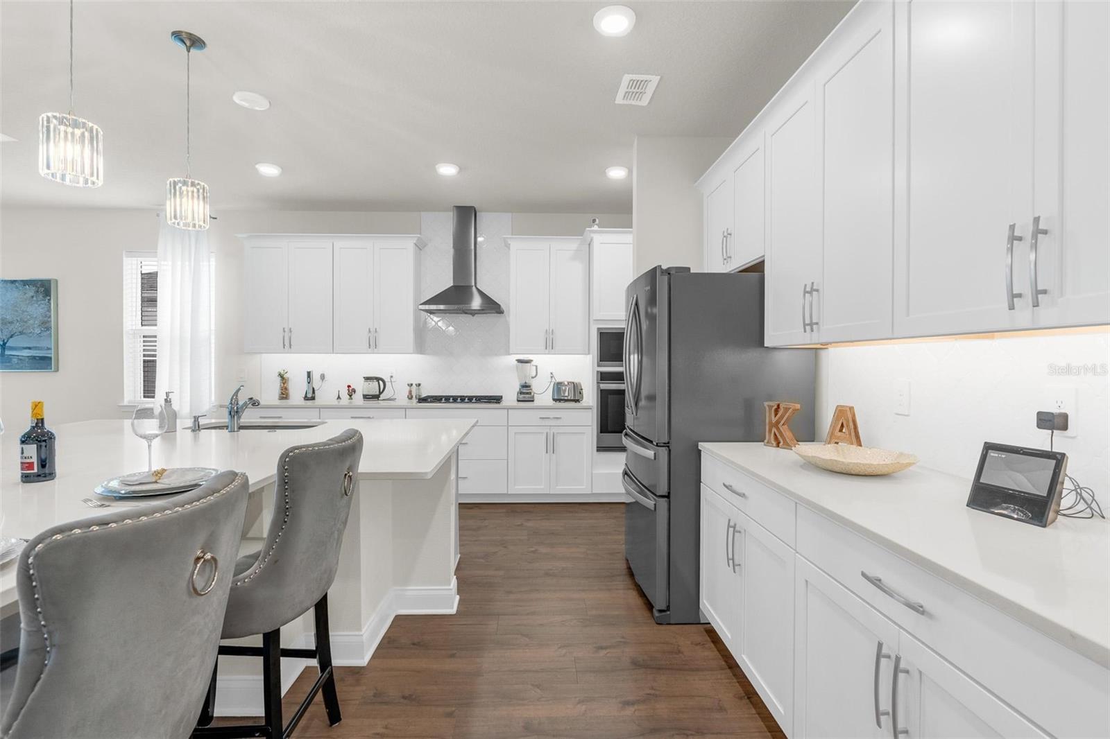 PARK VIEW/THE HILLS PH 2 A REP - Residential