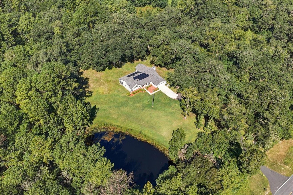 Photo of 880 Emerson Road, Brooksville, FL 34601 (MLS # W7889716)