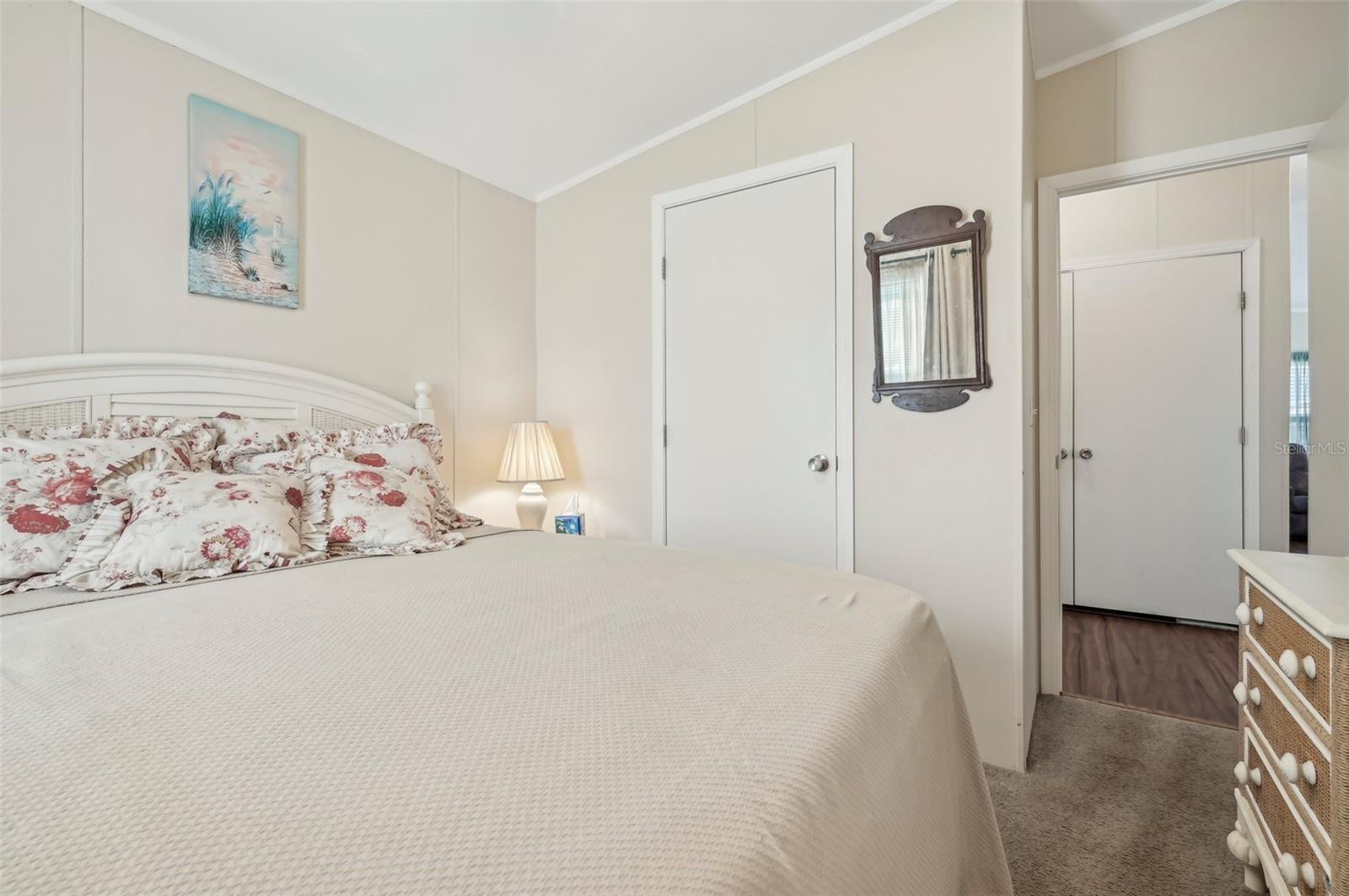 ROYAL GARDEN ESTATES CO-OP - Residential