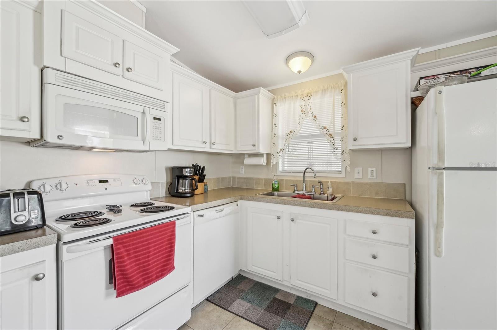 ROYAL GARDEN ESTATES CO-OP - Residential