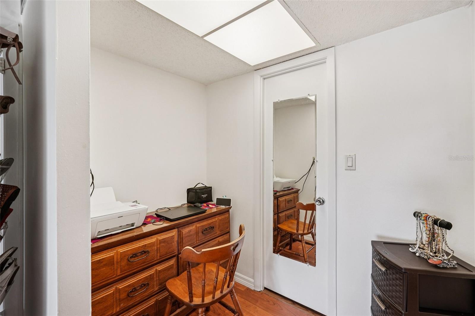 BAYSHORE ON THE LAKE - Residential